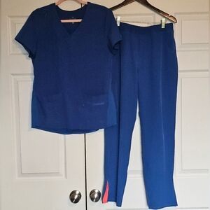 Med Couture Scrub Set